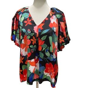 Entro Floral V-Neck Top With Bubble Sleevess Size Medium